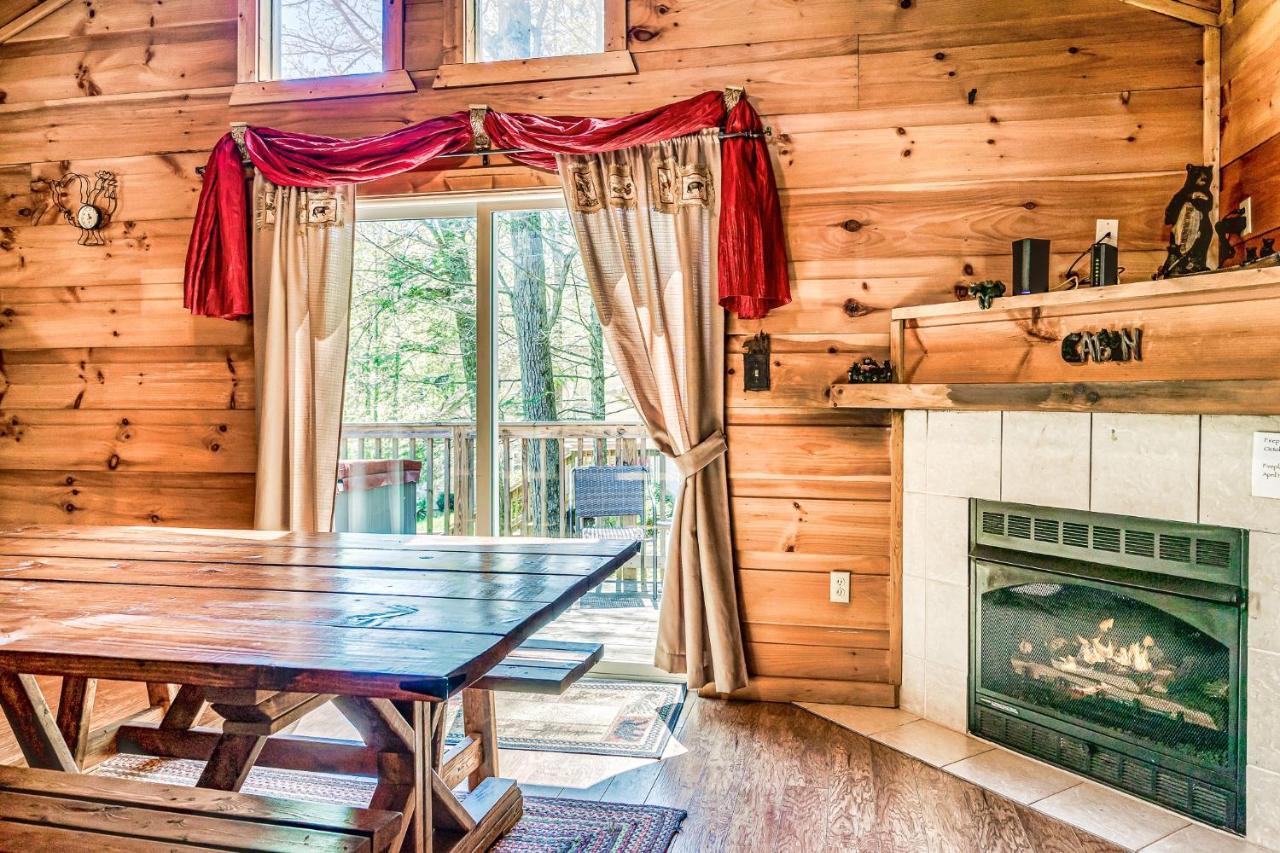 Mama Bear'S Moonshine Ridge Villa Гетлинбург Екстериор снимка