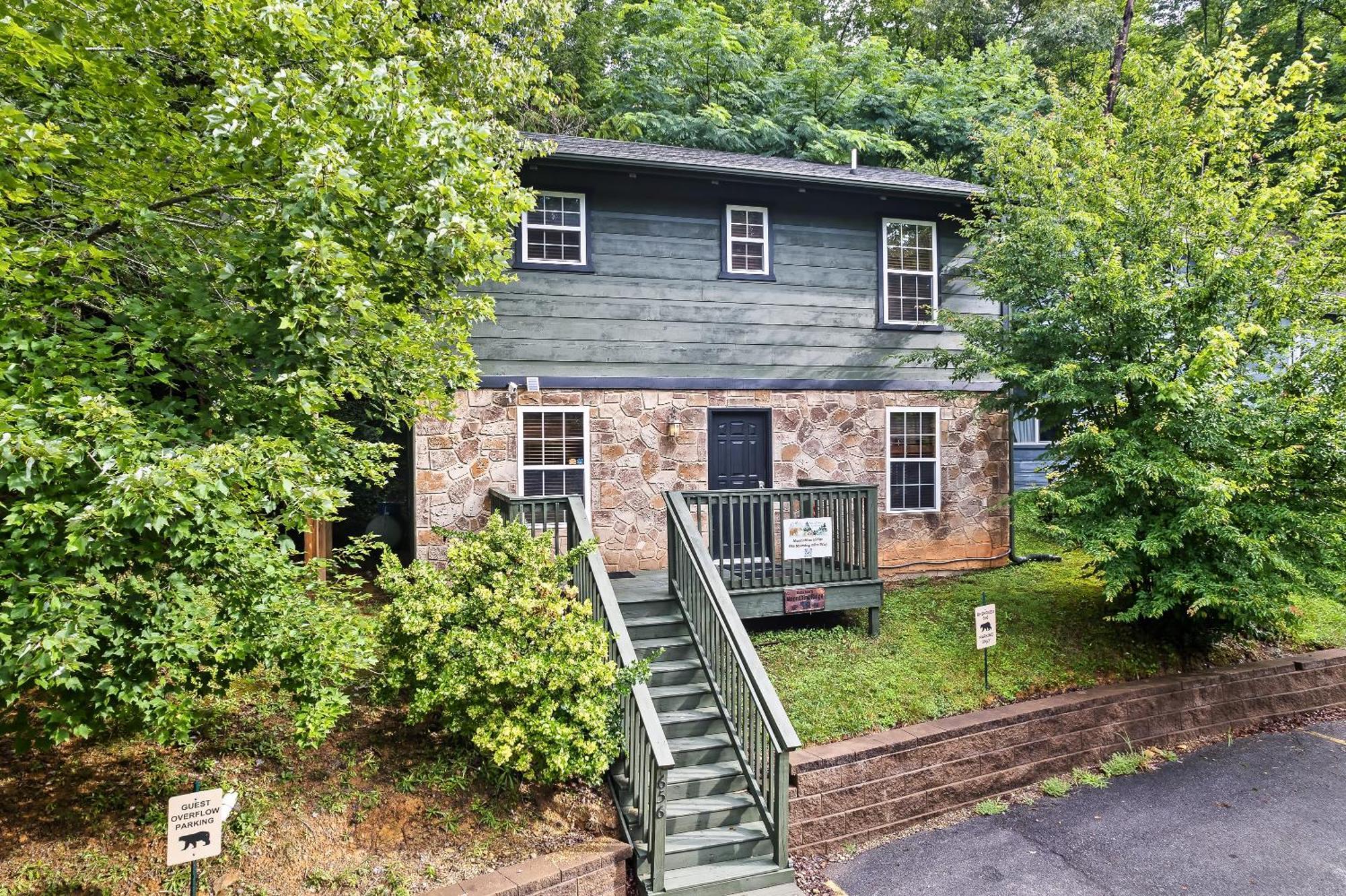 Mama Bear'S Moonshine Ridge Villa Гетлинбург Екстериор снимка