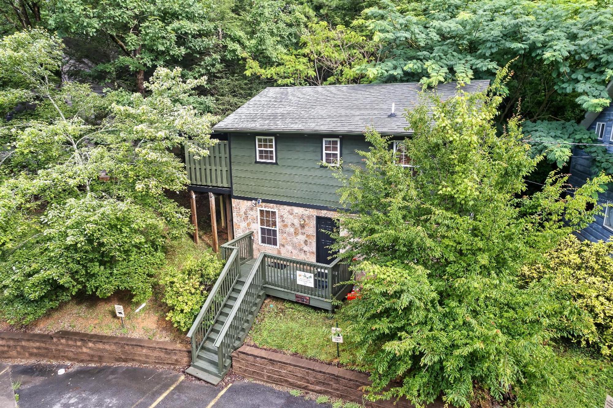 Mama Bear'S Moonshine Ridge Villa Гетлинбург Екстериор снимка