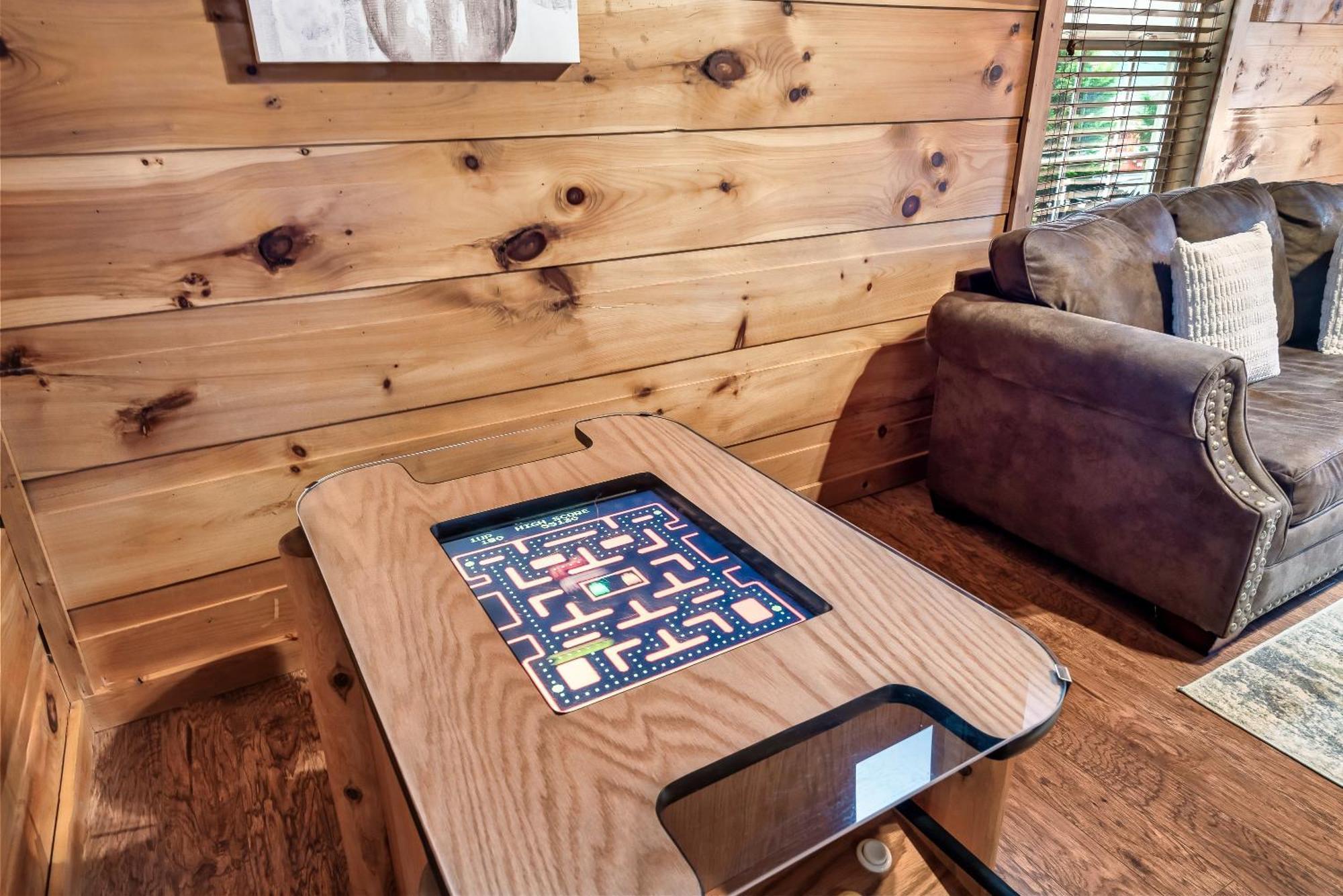 Mama Bear'S Moonshine Ridge Villa Гетлинбург Екстериор снимка