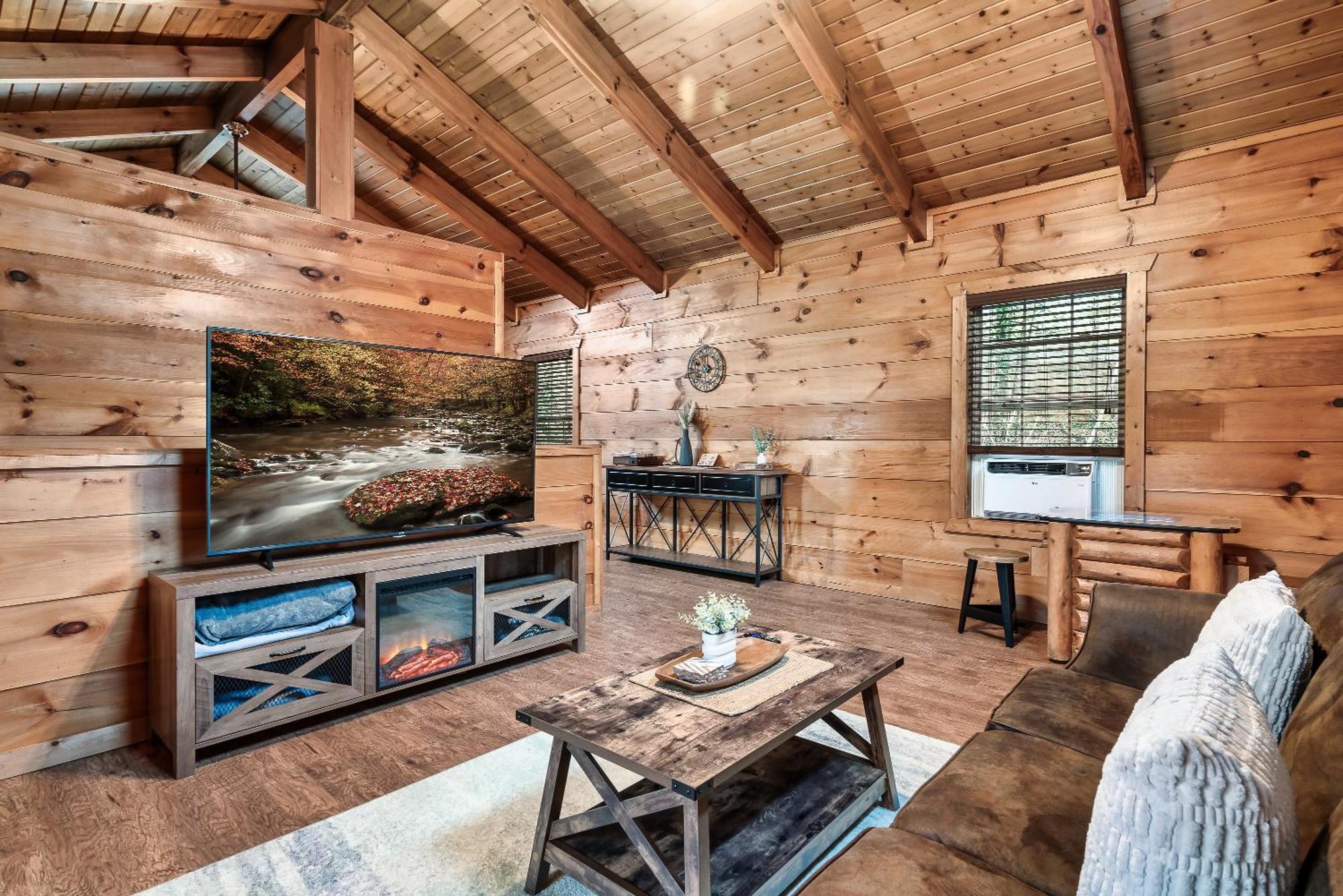 Mama Bear'S Moonshine Ridge Villa Гетлинбург Екстериор снимка